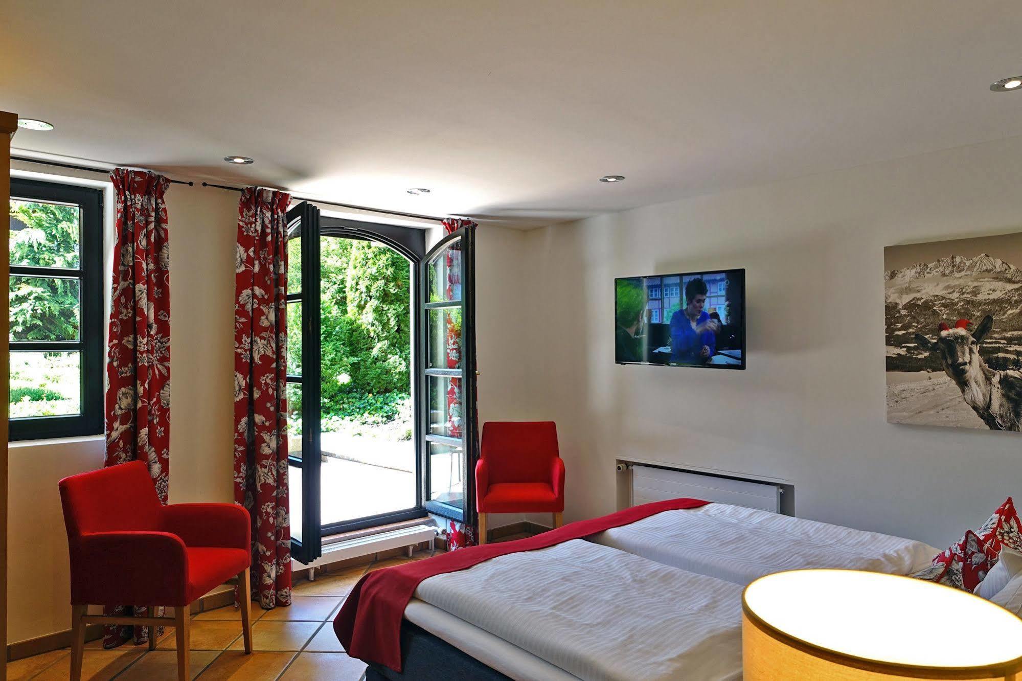 Seehotel Waltershof Rotta Екстериор снимка
